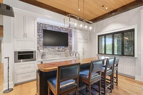 Kitchen - 435 Peninsula Rdg, Sunset, SC 29685 photo 5 of 5