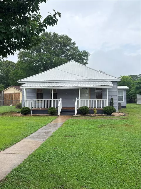 425 E Main St, West Union, SC 29696