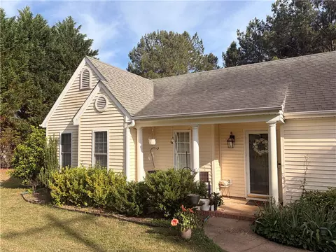 988 Levi Ln, Westminster, SC 29693