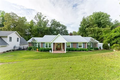 103 Riggs Dr, Clemson, SC 29631