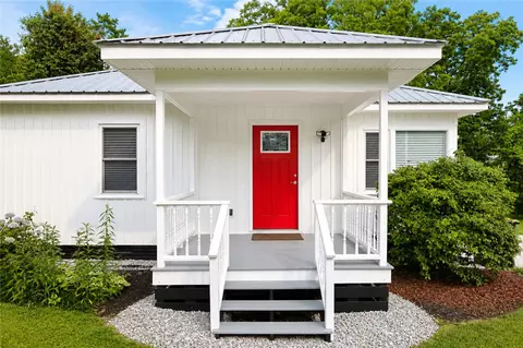 Exterior - 605 Hampton St, Iva, SC 29655 photo 3 of 5