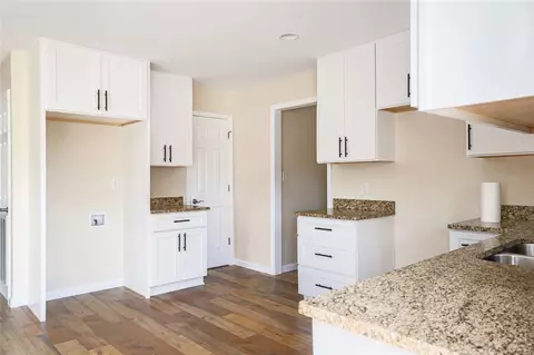 Entry Way - 605 Hampton St, Iva, SC 29655 photo 1 of 5