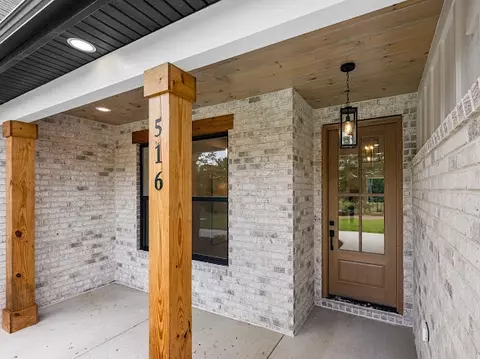 Exterior - 516 Lakeside Dr, Anderson, SC 29621 photo 5 of 8