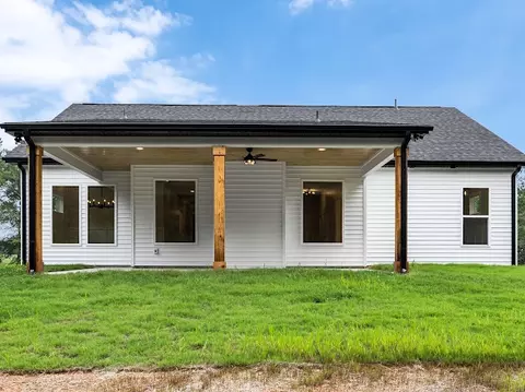 Exterior - 516 Lakeside Dr, Anderson, SC 29621 photo 7 of 8