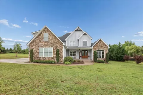 20 Lone Cir, Williamston, SC 29697