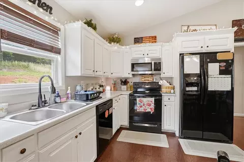 524 Secona Rd, Pickens, SC 29671 photo 9