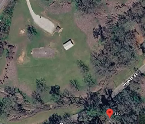 214 Branch St, Abbeville, SC 29620