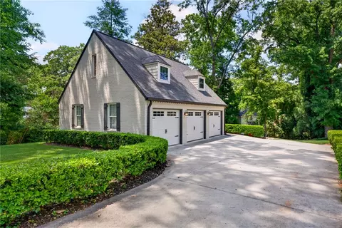 121 Tindal Ave, Greenville, SC 29605