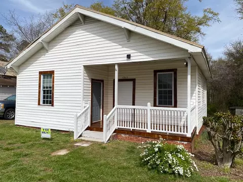1203 Goddard Ave, Seneca, SC 29678