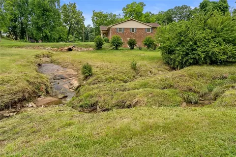 203 E 2nd Ave, Easley, SC 29640 photo 24