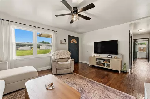 203 E 2nd Ave, Easley, SC 29640 photo 8