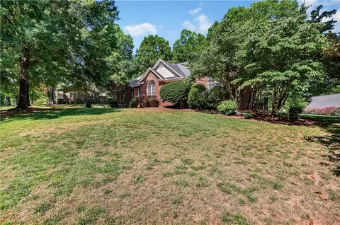Exterior - 100 Regent Rd, Anderson, SC 29621 photo 2 of 9