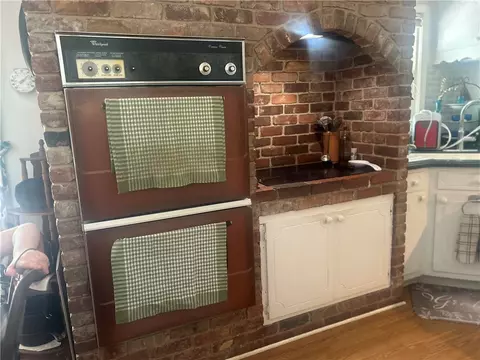 Kitchen - 418 Saluda Rd, Williamston, SC 29697 photo 6 of 8