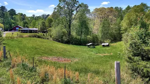 120 Collins Rd, Salem, SC 29676