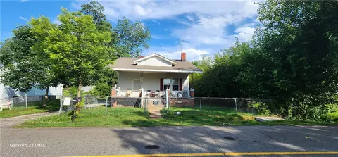 105 Hope Ave, Seneca, SC 29678