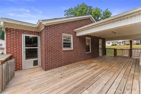 Exterior - 222 Whiten Rd, Anderson, SC 29621 photo 6 of 12