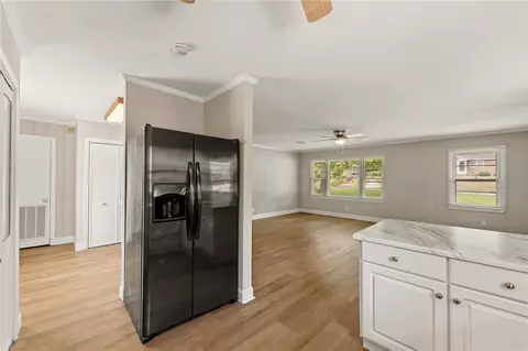 Living - 222 Whiten Rd, Anderson, SC 29621 photo 5 of 5