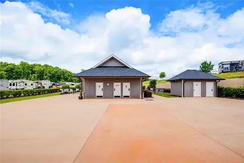 150 Dalton Dr #331/332, Pendleton, SC 29670 photo 23