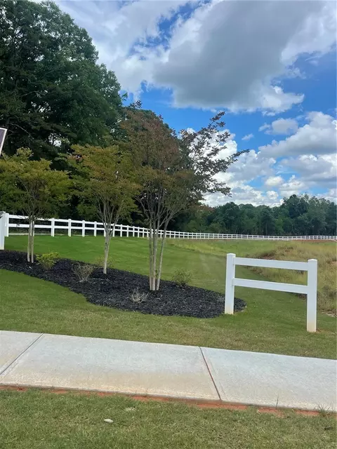 32 Halsey St, Central, SC 29630 photo 7