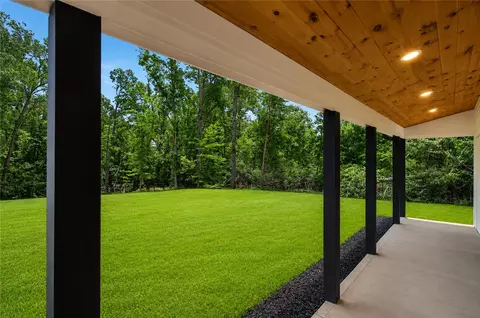 Exterior - 359 Beech Dr, Westminster, SC 29693 photo 4 of 5