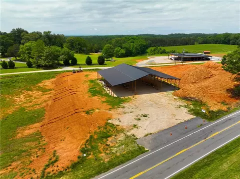 1414 Cooley Bridge Rd, Belton, SC 29627