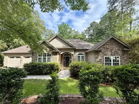 6 Westwind Ct, Salem, SC 29676