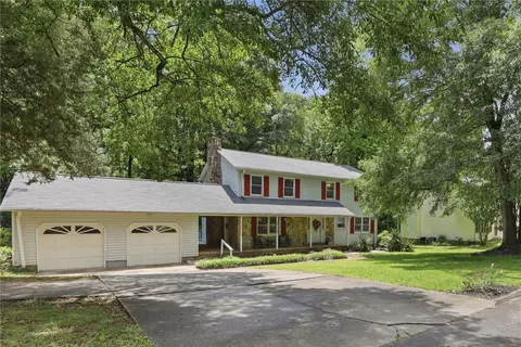 119 Gail Dr, Mauldin, SC 29662