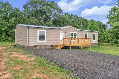 109 Windfield Hill Dr, Williamston, SC 29697 photo 2