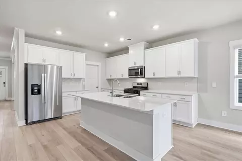 Kitchen - 416 Ragland Ave, Greer, SC 29651 photo 1 of 5