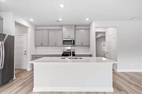 Kitchen - 1521 Switchback Cir, Moore, SC 29369 photo 1 of 3