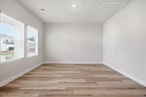 Living - 1521 Switchback Cir, Moore, SC 29369 photo 1 of 3