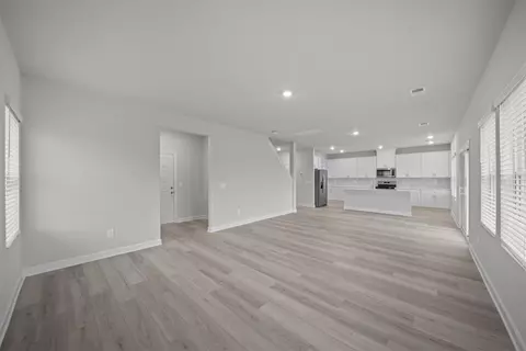 Living - 1524 Switchback Cir, Moore, SC 29369 photo 3 of 3