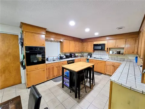Kitchen - 315 Corn Mill Rd, Pickens, SC 29671 photo 1 of 3