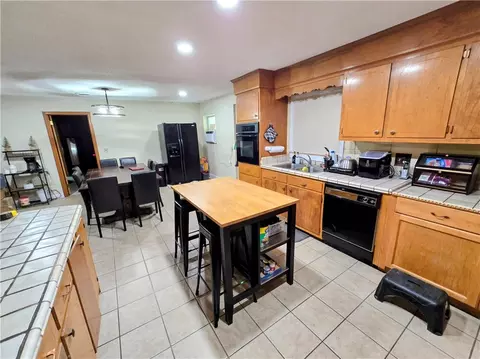 Kitchen - 315 Corn Mill Rd, Pickens, SC 29671 photo 3 of 3