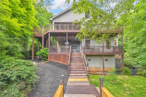 932 Bay Ridge Dr, Salem, SC 29676