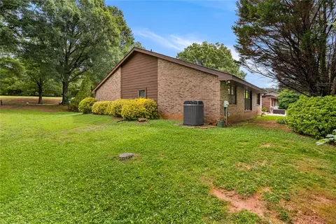 Exterior - 120 Downs Blvd, Clemson, SC 29631 photo 9 of 9