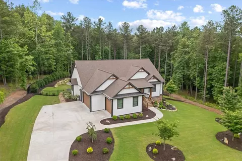 107 Cedar Bluff Ct, Six Mile, SC 29682