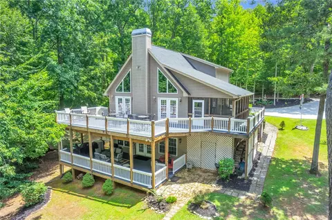 409 The Bear Blvd, Tamassee, SC 29686