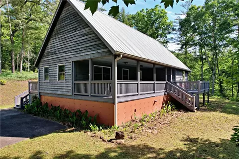 10475 War Woman Rd, Clayton, GA 30525