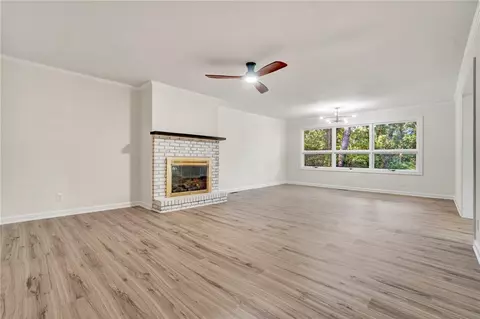 Living - 237 Earle Rd, Central, SC 29630 photo 1 of 5