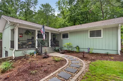 103 Pineneedle Dr, Westminster, SC 29693