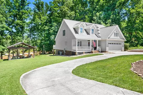 217 Maret Rd, Townville, SC 29689