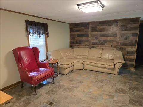 238 Forest Ln, Starr, SC 29684 photo 6