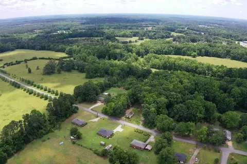 000 Cherokee Rd, Belton, SC 29627