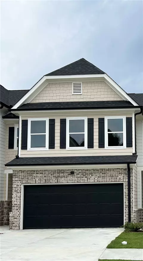 41 Crest Dr #7, Hartwell, GA 30643