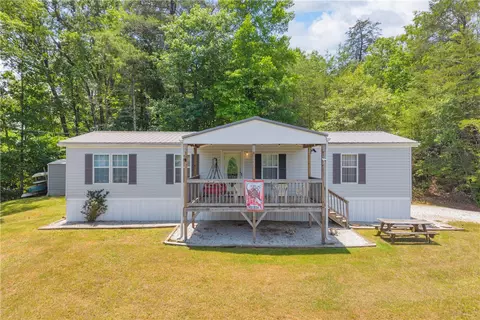 334 Lake Becky Rd, Mountain Rest, SC 29664