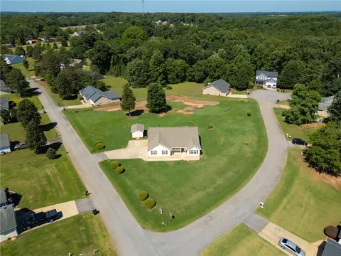109 Cedar Glen Dr, Williamston, SC 29697 photo 38