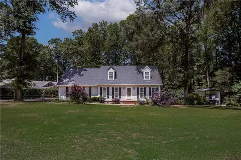 106 Farmgate Rd, Pickens, SC 29671
