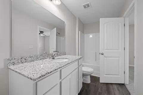 Bath - 115 Adger Rd, Pendleton, SC 29670 photo 2 of 3