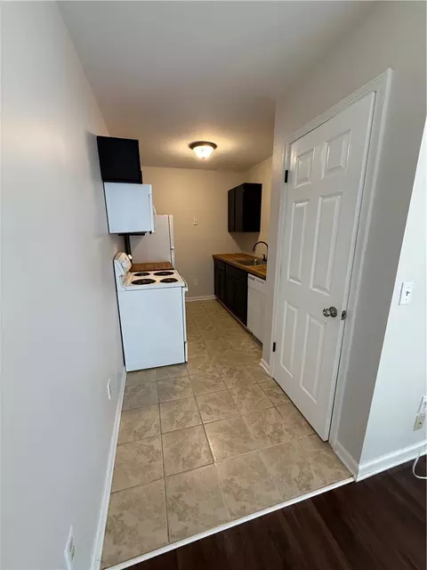 Kitchen - 125 Maple St #110, Pendleton, SC 29670 photo 1 of 4